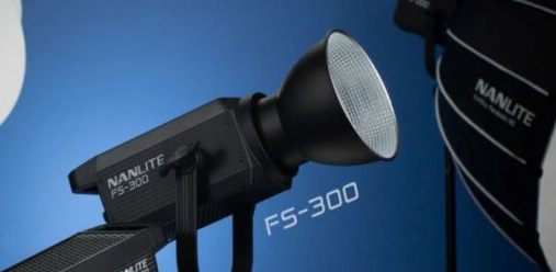 Nanlite-FS-150-FS-300-studio-monolight