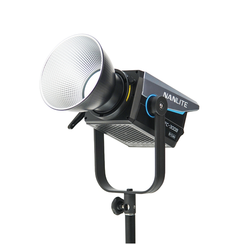 Nanlite FC-300B Bi-Colour LED spotLight